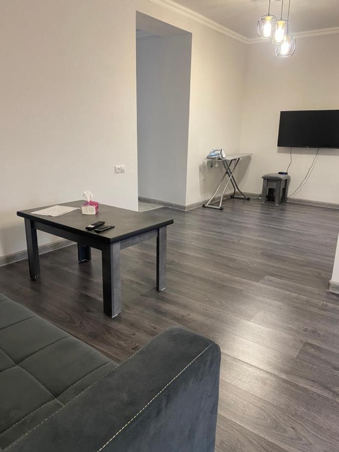 2 Cosy Apartment In Townhouse Near Airport Evn Geghanist  외부 사진
